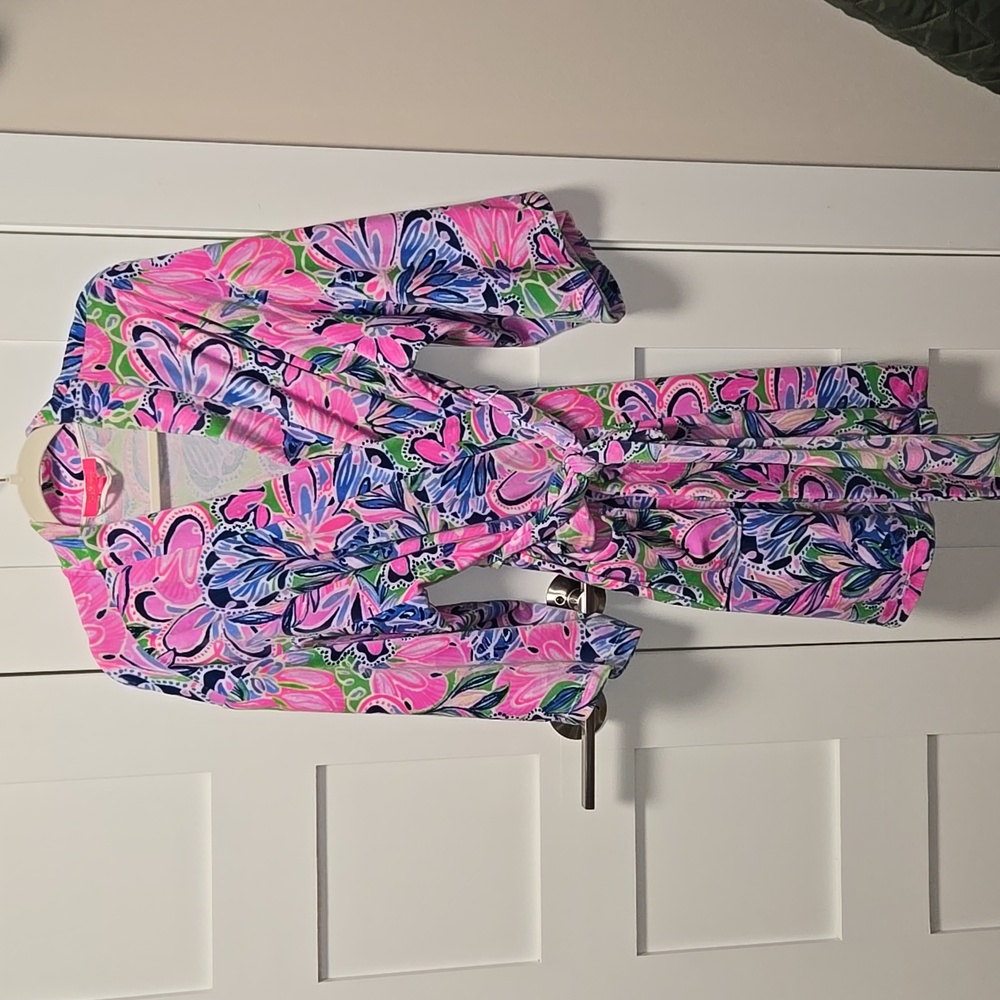 Lilly Pulitzer Elaine Pink and Blue Floral Robe